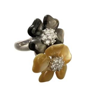 Bague Or blanc 18ct et nacre