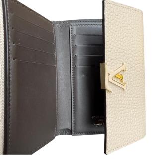 Portefeuille Louis Vuitton Compact Capucines