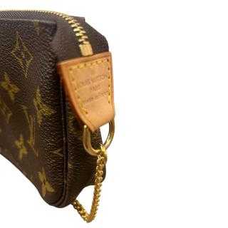 Louis Vuitton Mini Pochette Accessoire