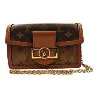 Louis Vuitton Dauphine Portefeuille sur Chaîne