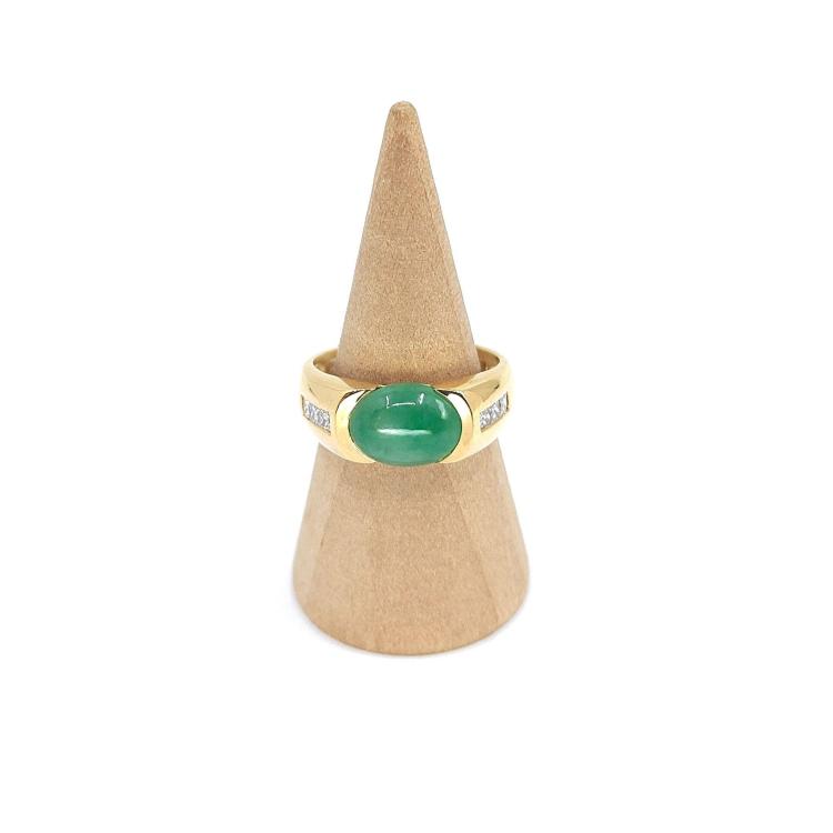 Bague en or jaune 18k, Jade & Diamants