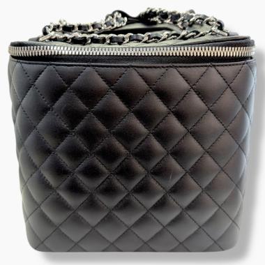 Vanity Chanel Vintage