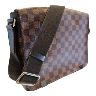 Louis Vuitton District Damier Brun