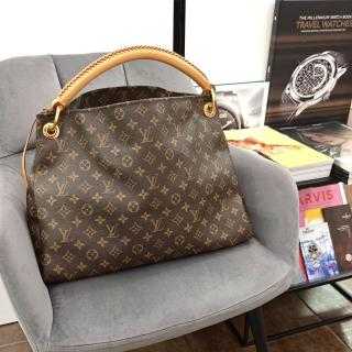 Sac porté Épaule Louis Vuitton Artsy MM
